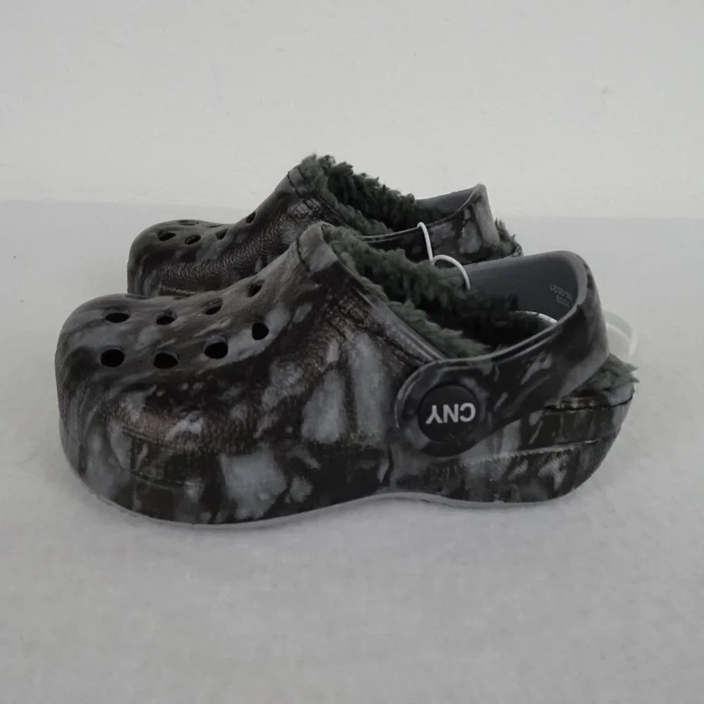 Capelli Camo Shoe Clog Muck Slip On Gray Lined Size 4 -5 Boys